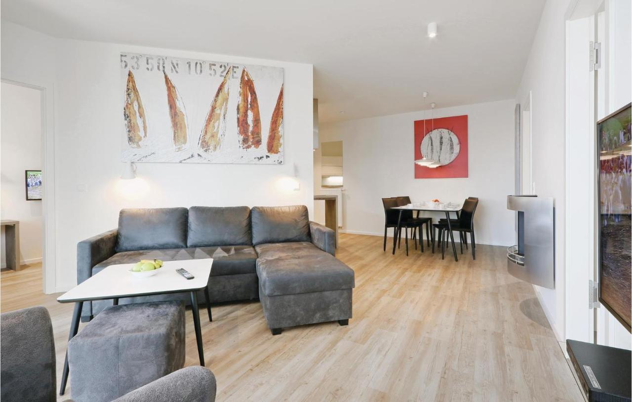 2 Bedroom Cozy Apartment In Luebeck Travemuende ภายนอก รูปภาพ