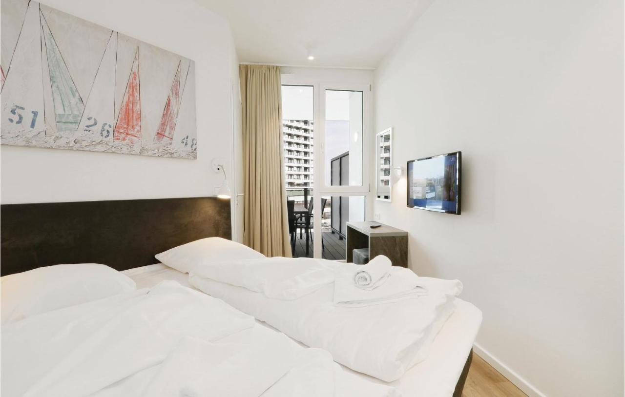 2 Bedroom Cozy Apartment In Luebeck Travemuende ภายนอก รูปภาพ